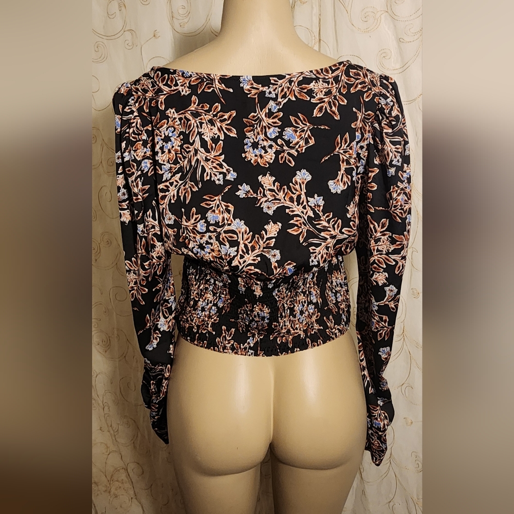 Free People Women's Santiago Floral Printed Top black combo NWT - Picture 5 of 5